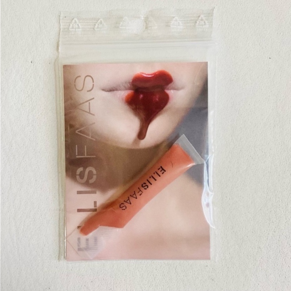 Ellis Faas Milky Lips L207 Nude Pink Sample NEW